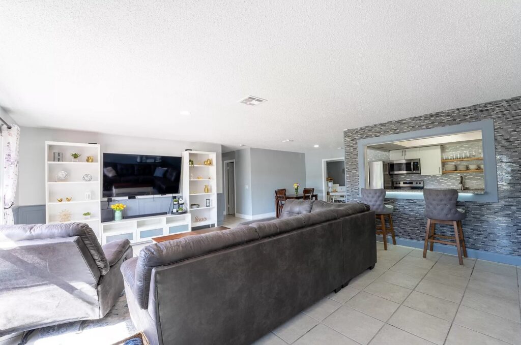 Living room sitting area